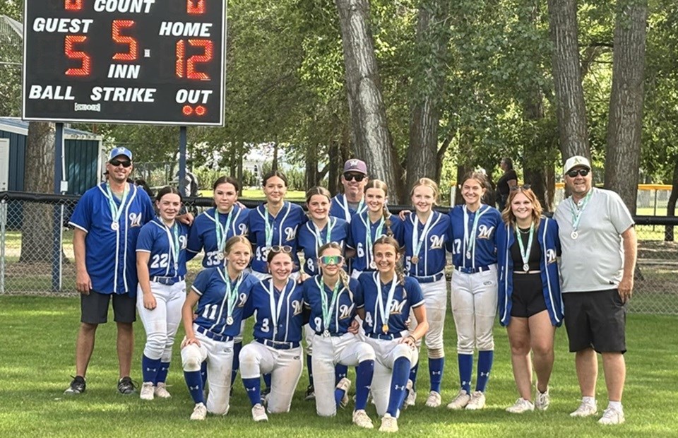 U15 Macklin Lakers, North Provincial B Champions. Coaches are Wade Dean, Josh Kirzinger and Jolene Berezitsky. Players, left to right: back row, Madison Forseth, Harper Campbell, Danika Severson, Caydence Kohlman, Pyper Manning, Rayelle Barr, Rylyne Sieben; front row, Brynley Neumeier, Chloe Dean, Lexie Kirzinger and Samantha Cowie. 