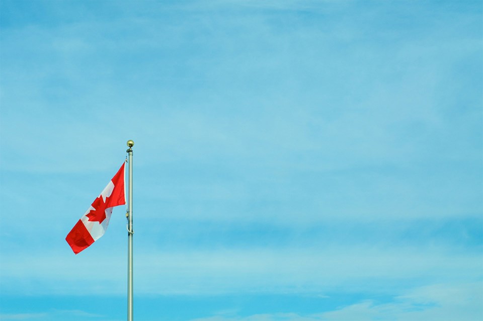 canadianflag-unsplash