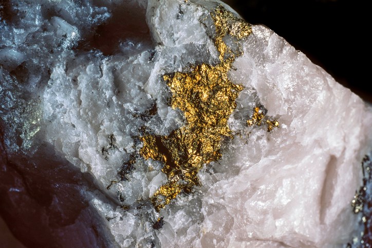 gold in quartz