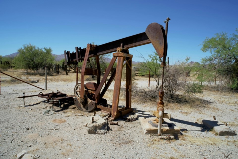 oil-well-unsplash