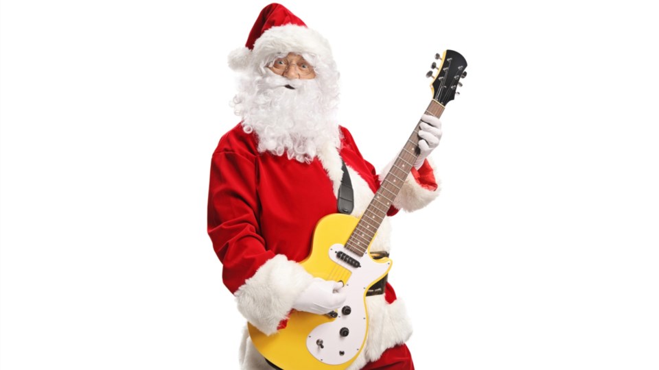 santa-guitar