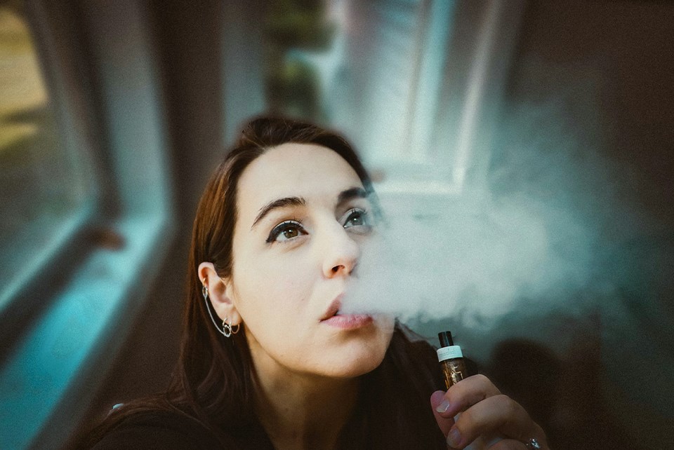 vaping-unsplash