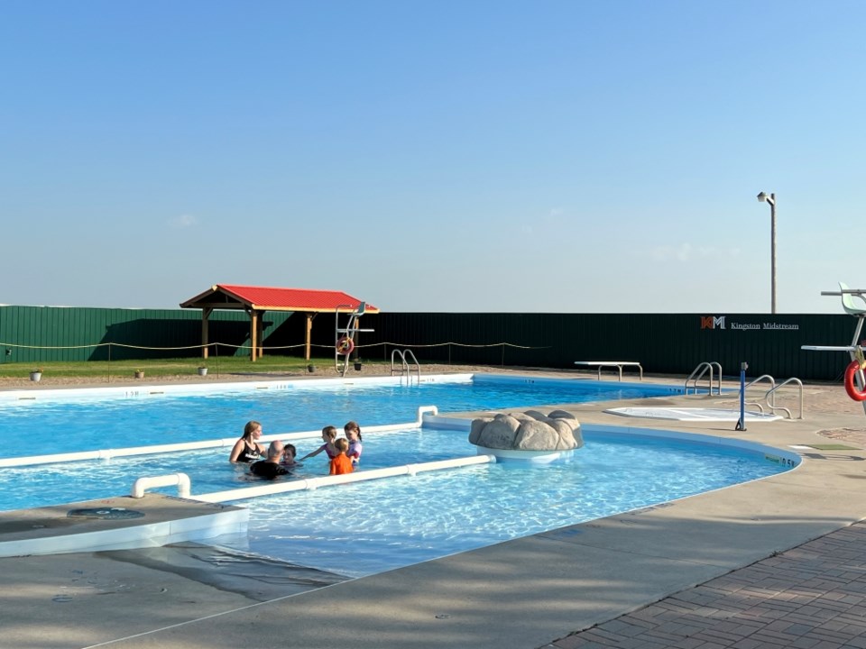 stoughton-swimming-pool-2023