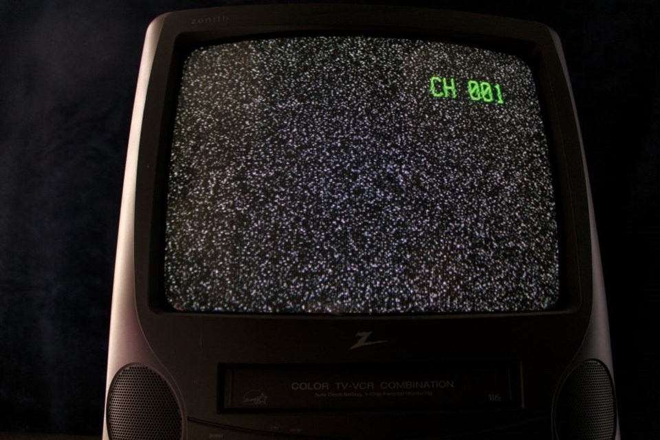 joshua_hoehne_unsplash_tv