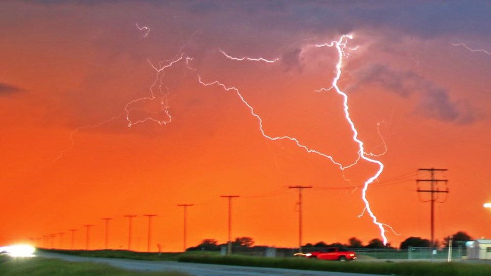 thunderstorm-5413