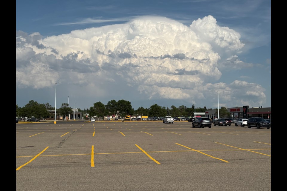 Photo from Regina of the tornado-warned storm east of the city.
