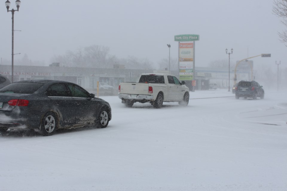 Yorkton_Broadway_Snow_April_13 (2)