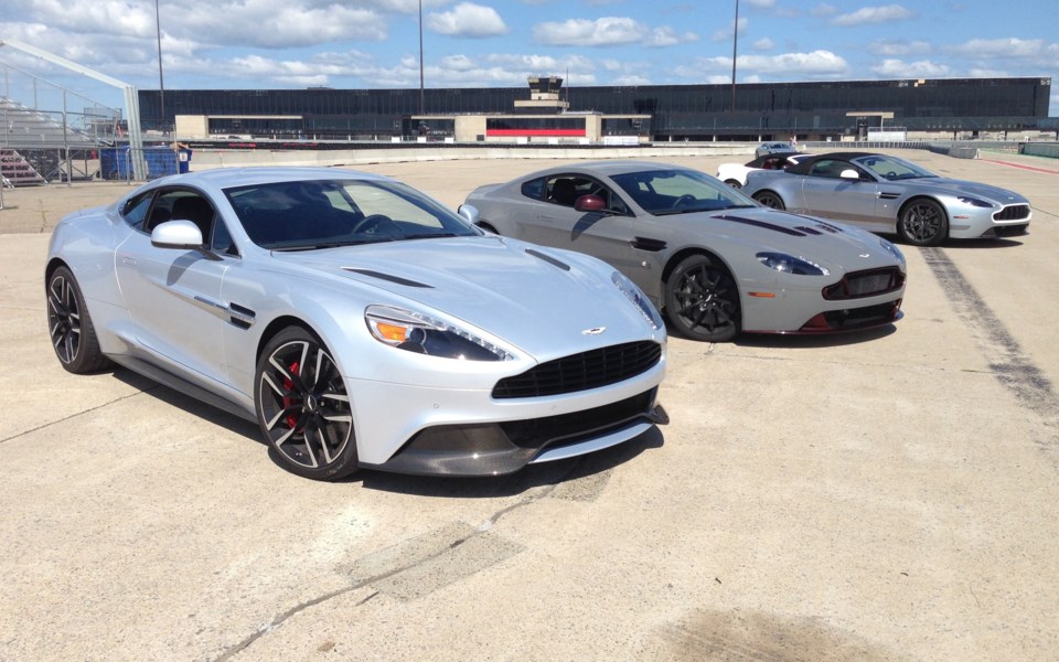 258768_aston_martin