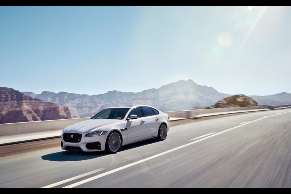 Jaguar XF Credit Jaguar