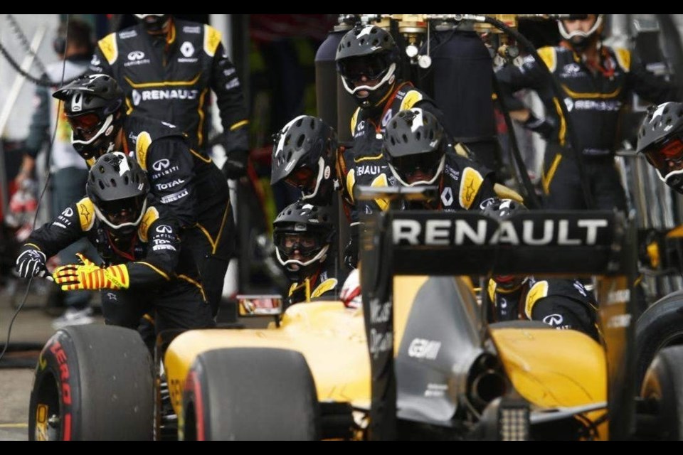 Renault Sport F1 - Pit stop Credit Renault Sport