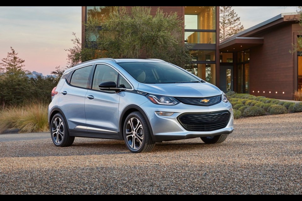 The 2017 Chevrolet Bolt EV will benefit from a driving range of 383 km on a full charge. Credit GM