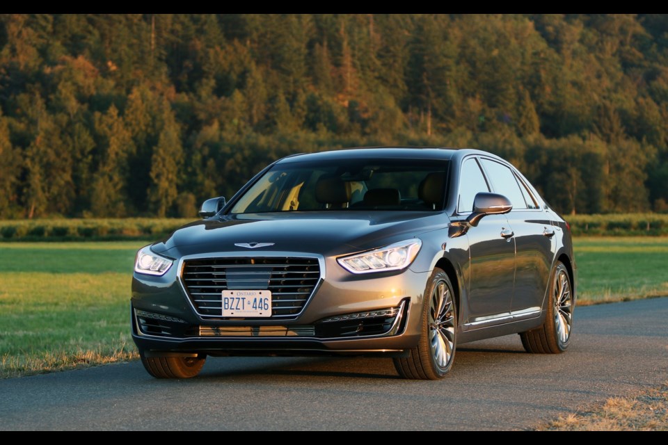 2017 Genesis G90 Credit Sylvain Raymond