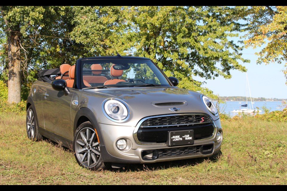 2016 MINI Cooper S Cabriolet Credit Michel Deslauriers