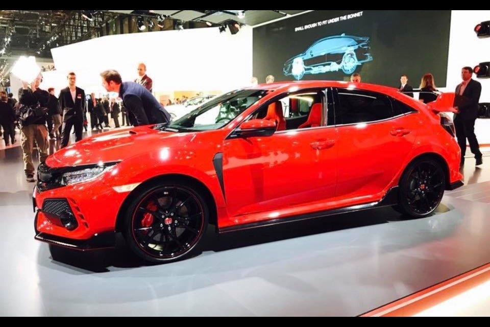 2018 Honda Civic Type R at the Geneva Auto Show Credit Gabriel Gélinas