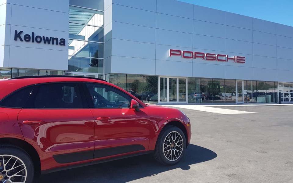 305332_2018_porsche