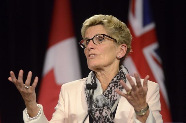 Ontario's pledge to settle 10,000 refugees is large, but doable: Wynne