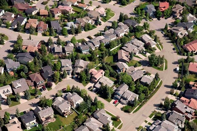 Average home prices to fall in 3 oil-producing provinces next year: CREA