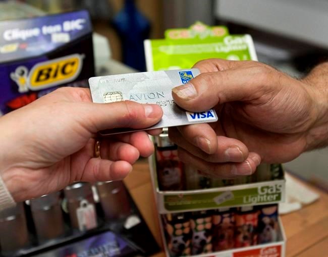 Canadian household debt level rises, hits 163.7% of disposable income: Statcan