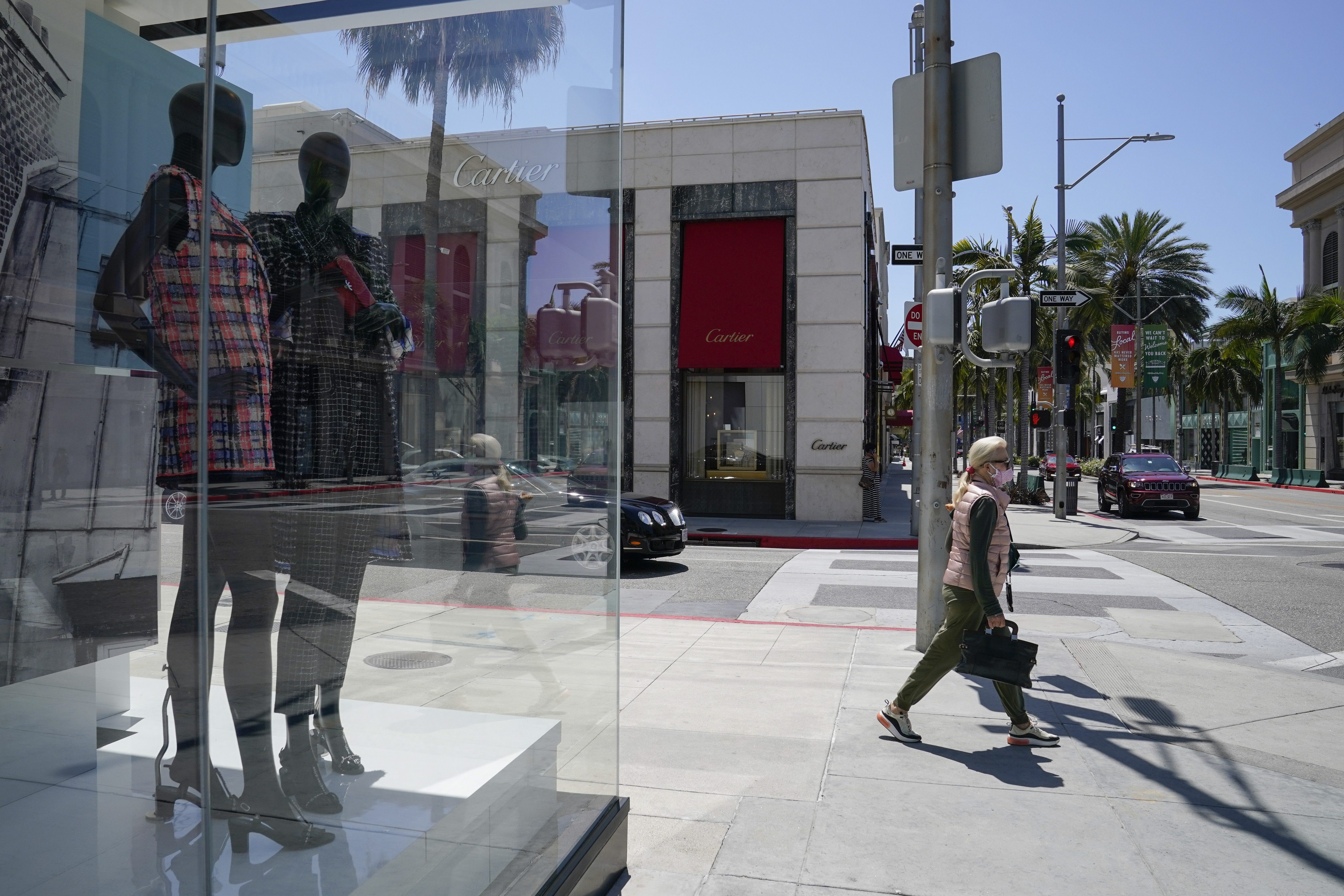 Tourists, high-end shoppers slowly returning to Rodeo Drive