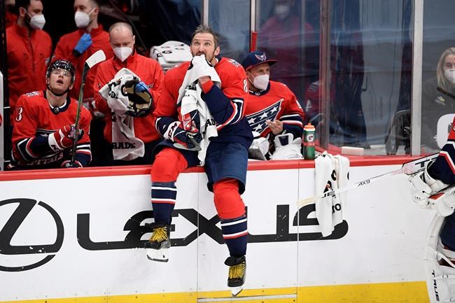 Great 8: Ovechkin scores historic PP goal, Caps sweep Devils