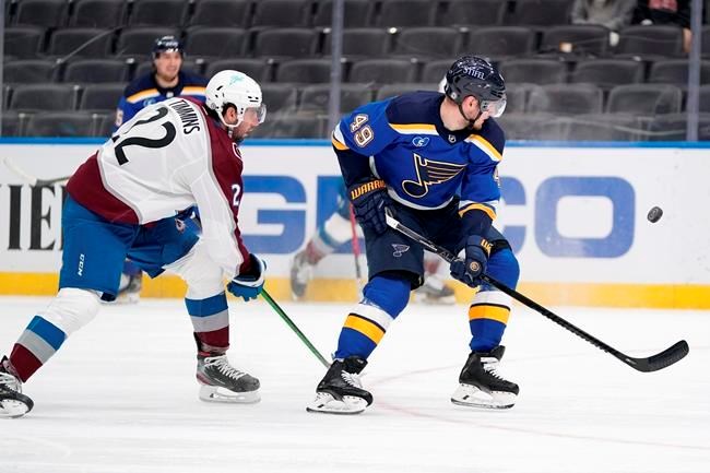 Perron scores twice, Blues even series with 4-1 win over Avs