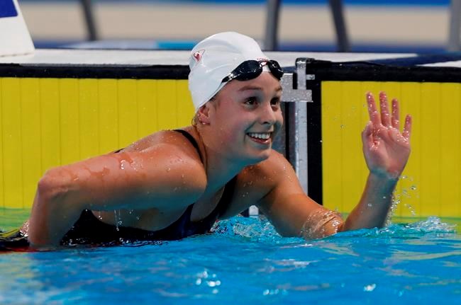 فاز فريق Cieplucha و Smith و Relay بميداليات في بطولة السباحة العالمية للدورة القصيرة