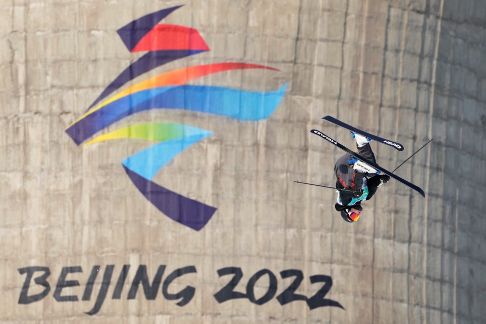 20220208230220-2761d79408795d58cd15679a38168d5b02108992706af2c1b2774d145bc27166