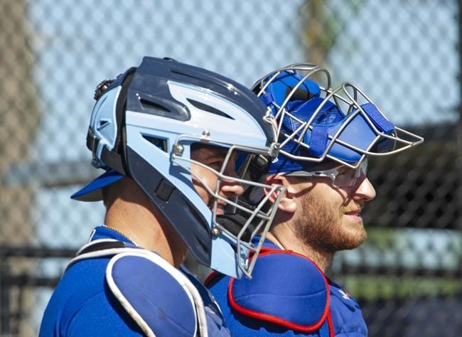 Catchers work to develop rapport with new Blue Jays pitchers