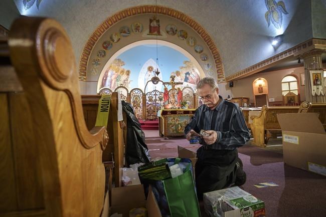 Kościoły w Montrealu szukają skutecznych sposobów na sprowadzenie niezbędnych rzeczy na Ukrainę