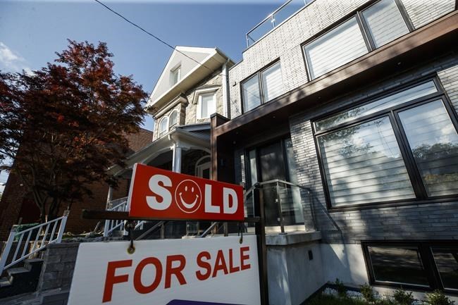 Ventes de maisons à Toronto en baisse de 34% par rapport à l’année dernière, en hausse de 15% par rapport à juillet: chambre immobilière
