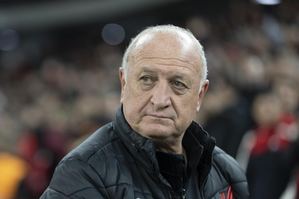 Soccer: Brazil World Cup Coach Scolari Retires