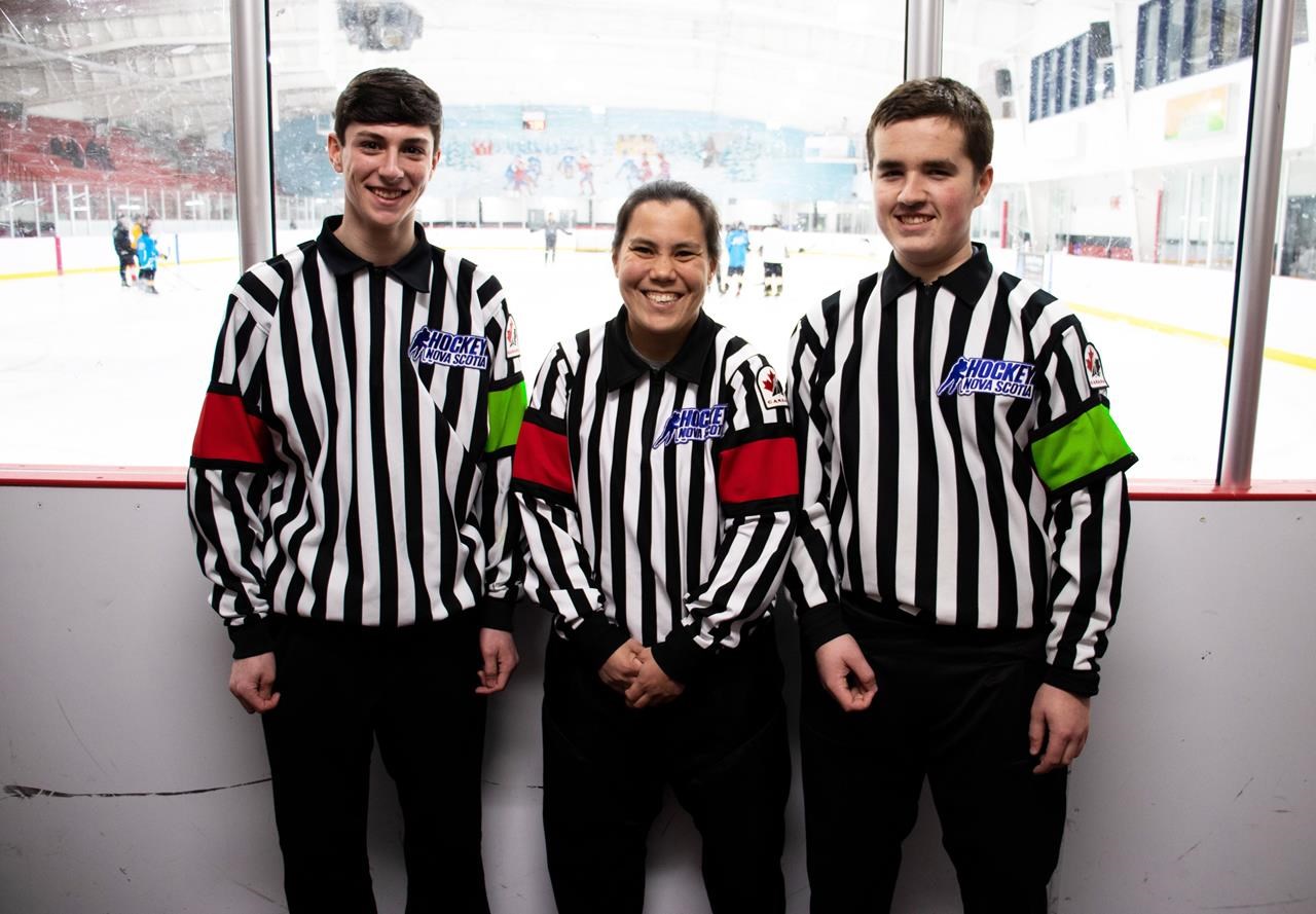 Blind Hockey Referee - The Goal That Wasn´t 