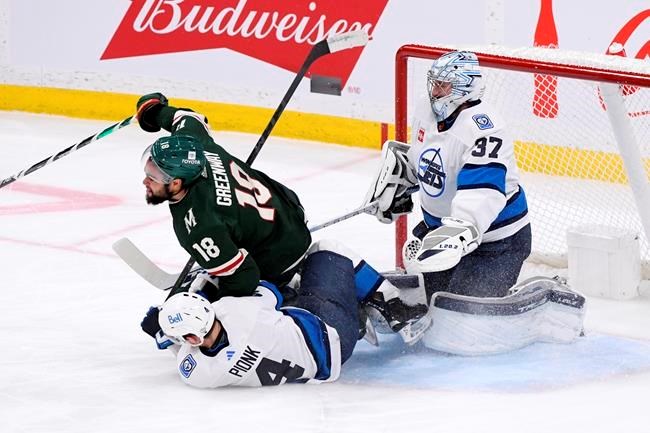 Jets, Hellebuyck Suffering Uncharacteristically Poor Season