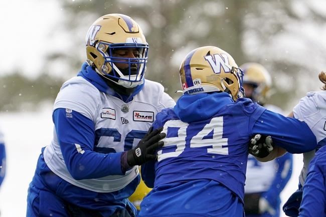 Veteran tackle Stanley Bryant signs extension with Blue Bombers