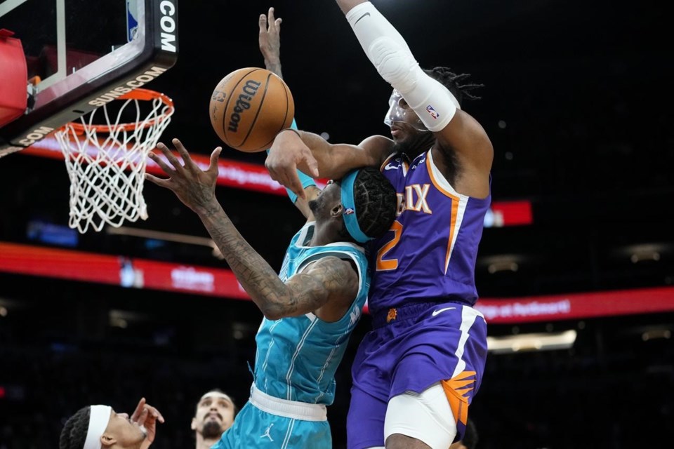 Scottie Barnes scores 23 points, sprains foot in Raptors' win over Wizards  in preseason finale