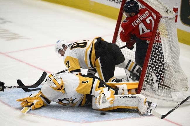 Backstrom's shootout winner lifts Capitals over Penguins