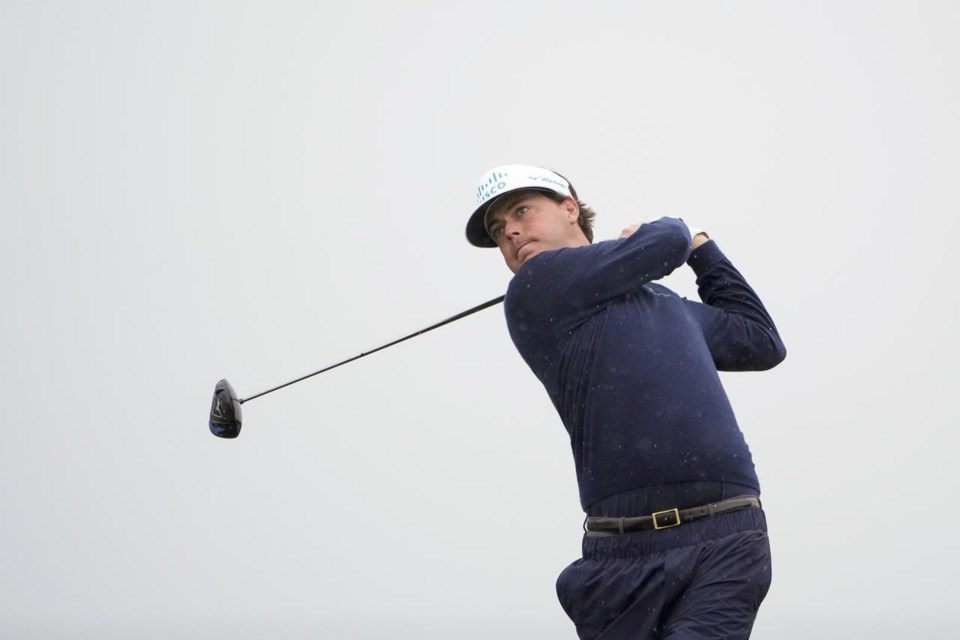 Kitayama leads Pebble Beach as the worst of the wind looms