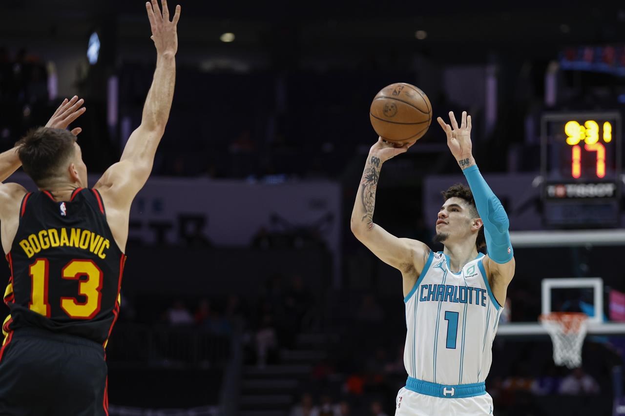 Hornets rookie LaMelo Ball continues to put on a show with his passing 
