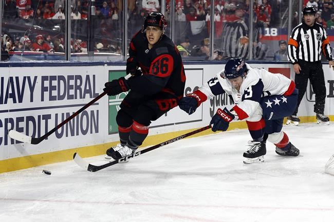 Carolina Hurricanes beat Washington Capitals in 1st round of the