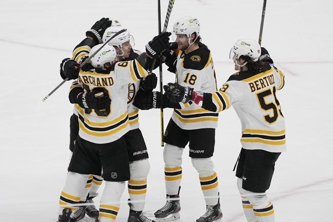 Rookie Bedard scores, but Pastrnak pots 2 to lead Bruins past