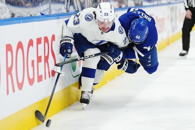 Lightning's Anthony Cirelli 'should be okay' after postgame scrum