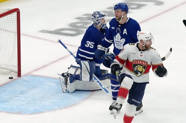 Leafs beat Lightning, advance to 2nd round for 1st time since 2004