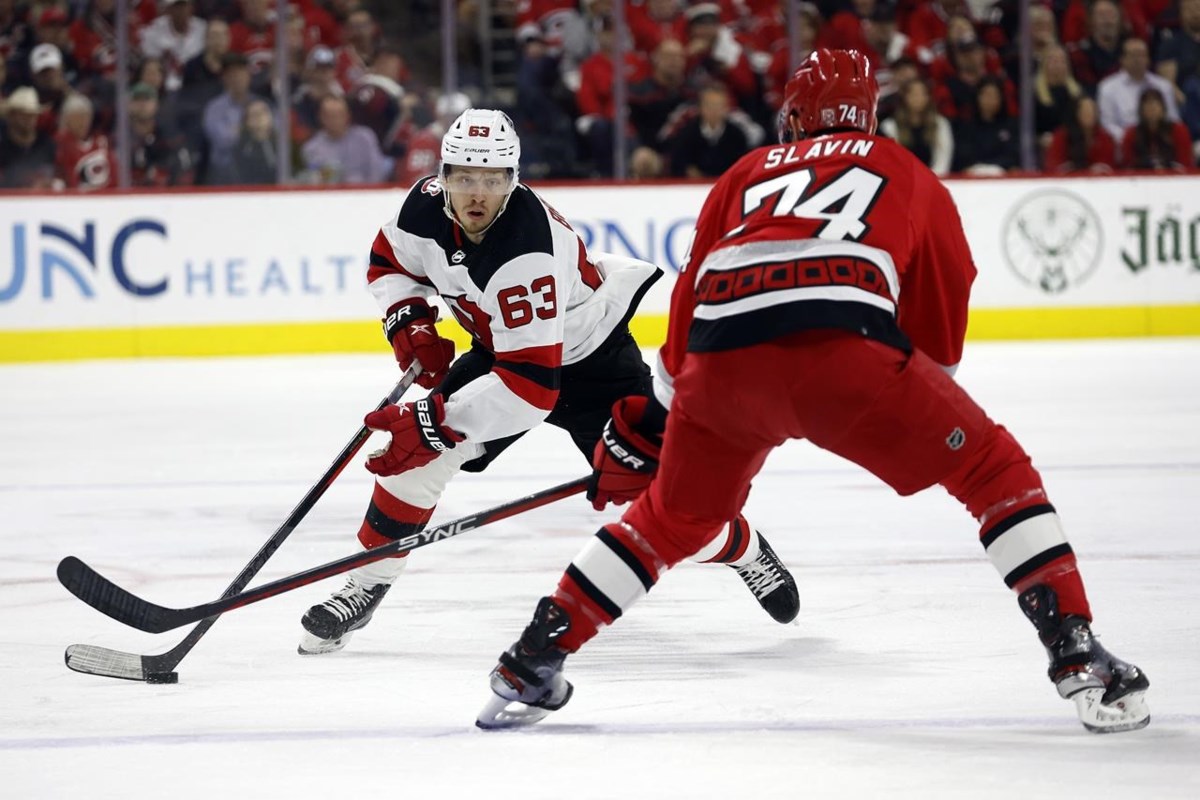 Devils will roll 11-forward, 7-defenseman lineup in Game 4 vs. Hurricanes, Lindy  Ruff says 