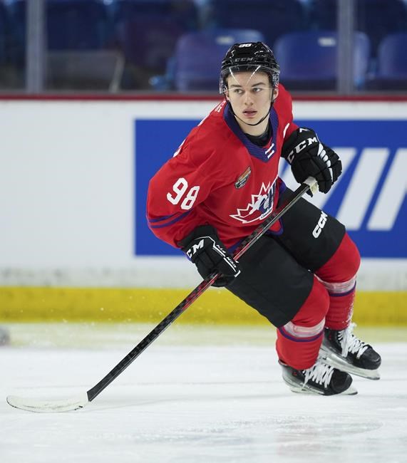 Blackhawks draft C Connor Bedard first overall in 2023 NHL Draft