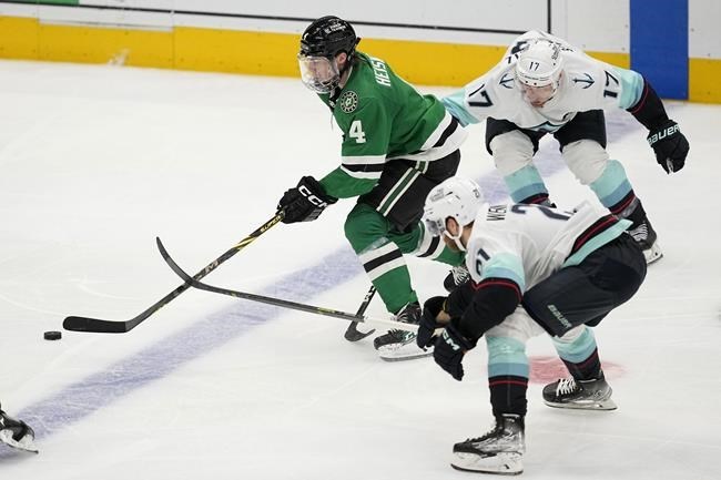 Gaudreau's OT goal gives Flames 3-2 win over Stars in Game 7