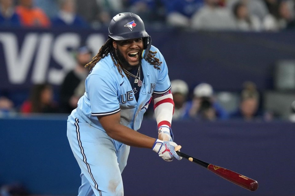 Jays slugger Vladimir Guerrero Jr. not in starting lineup again due to sore  knee - Burnaby Now