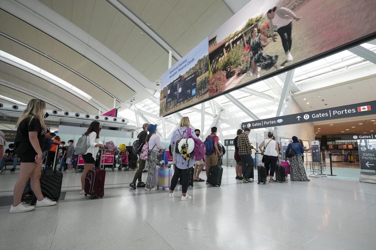 Ottawa rejigs trusted-traveller program in bid to avoid last summer's airport chaos