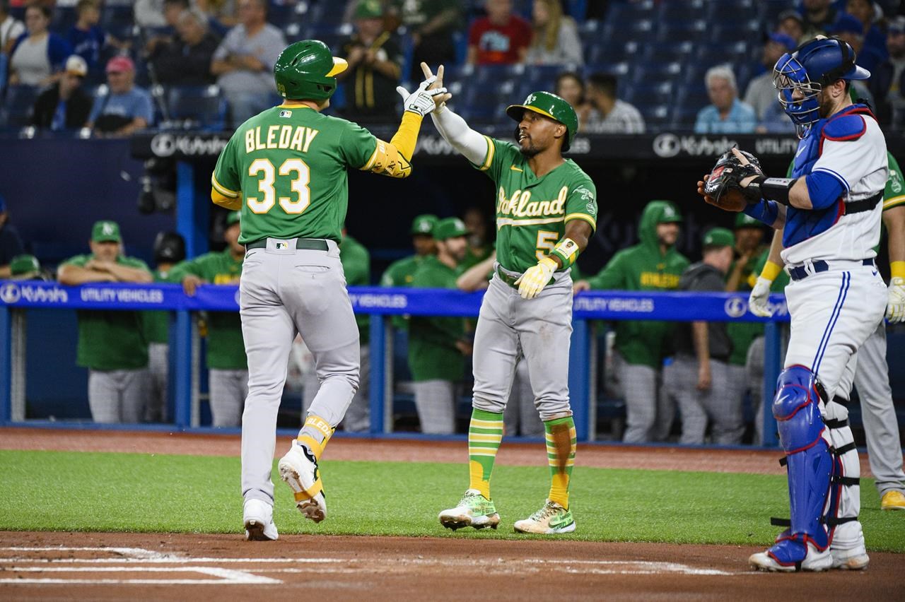 blue jays green jersey