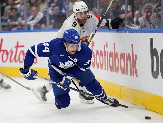 Toronto Maple Leafs Extend Auston Matthews