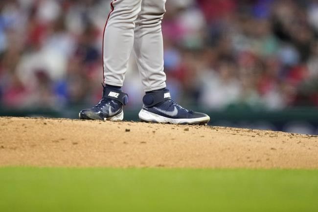 Braves rally for 5-4 win over Phillies on d'Arnaud, Riley homers and  game-ending double play, MLB